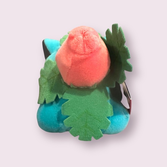 Pokemon Ivysaur Collectible Tag with Red and Yellow - Picture 6 of 11